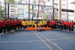 CLB Đông Gia Thái Cực tổ chức chương trình trao quà thiện nguyện tại CLB TDTT Hồ Xuân Hương cho các em tại mái ấm tình thương 