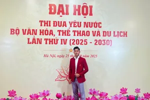 Võ sĩ Nguyễn Tấn Sang tham dự Đại hội Thi đua yêu nước Bộ VH-TT-DL lần IV. Ảnh: THANH QUỐC 