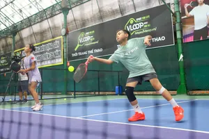 Các tay vợt trẻ tập trung luyện tập trước thềm giải thế giới 