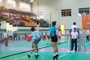 Hơn 300 VĐV tranh tài tại giải. Ảnh: THANH TÙNG 