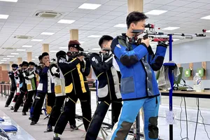 Gần 200 xạ thủ tranh tài tại giải. Ảnh: SFS