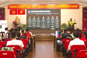Lớp học có gần 50 học viên tham dự