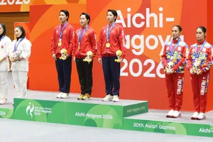 Tuyển karate Việt Nam giành HCV nội dung kata đồng đội nữ. Ảnh: TAM NINH
