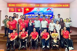 Buổi gặp mặt động viên tinh thần Đoàn Thể thao Người khuyết tật Việt Nam dự Asian Para Games lần thứ 5. Ảnh: THANH TÙNG 