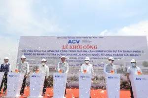 Khởi công gói thầu thi công cọc công trình nhà ga hành khách Sân bay Long Thành