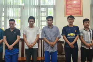 Triệt phá băng nhóm đưa người vượt biên trái phép