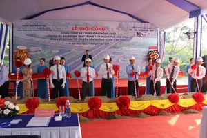 Lãnh đạo tỉnh Đồng Nai tham dự lễ khởi công xây dựng cầu Thống Nhất