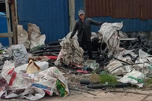 Residential areas asphyxiated by recycling facilities