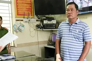 Ông Nguyễn Dư nghe lệnh bắt tạm giam