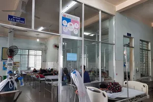 Quảng Nam: Hàng chục người dân nhập viện vì ngộ độc thức ăn