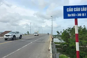 Thông xe cầu Câu Lâu mới trên Quốc lộ 1A 