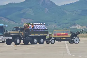 Linh cữu nguyên Chủ tịch nước Trần Đức Lương về đến quê nhà