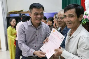 Đà Nẵng: Phường Hương Trà cấp những “sổ đỏ” đầu tiên theo mô hình chính quyền địa phương 2 cấp