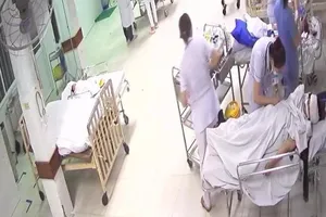 Bệnh nhi 11 tháng tuổi trong vụ tai nạn khiến 7 người bị thương đã không qua khỏi