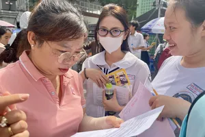 Đề thi Văn tốt nghiệp THPT 2025: Đề hay, thời sự, thí sinh đánh giá có độ khó cao