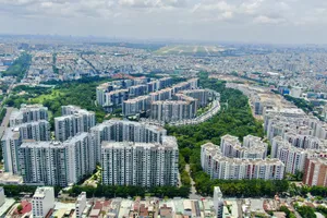 Khu đô thị Celadon City (phường Tây Thạnh, TPHCM) với công viên trung tâm và hệ thống cây xanh xen cài giữa các khu nhà ở, phản ánh xu hướng quy hoạch đô thị chú trọng cân bằng giữa phát triển xây dựng và không gian sinh thái. Ảnh: HOÀNG HÙNG
