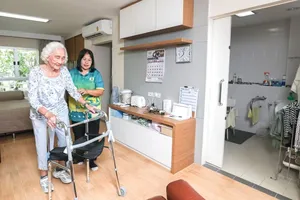 Nở rộ dịch vụ chăm sóc người già ở Thái Lan