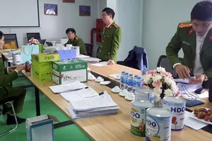 Vụ khởi tố đường dây sản xuất sữa bột giả: Phải có cơ chế hậu kiểm rõ ràng, hiệu quả!