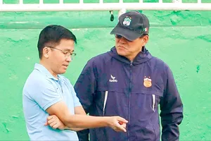 Muốn phát triển, hãy chơi theo luật