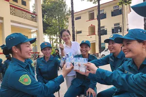 TH true MILK tiếp sức chiến sĩ diễu binh ngay trên thao trường, sẵn sàng cho Đại lễ 30-4