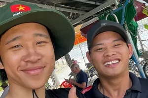 Gửi sức trẻ vào ngàn dặm quê hương