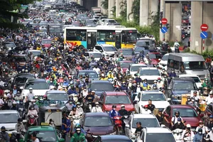 Băn khoăn khi siết khí thải phương tiện giao thông