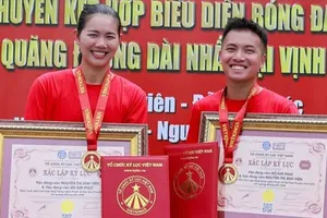 Cảm hứng từ những "huyền thoại"