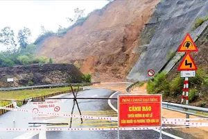 Miền Trung - Tây Nguyên: Mưa lớn gây sạt lở, ngập úng nhiều nơi