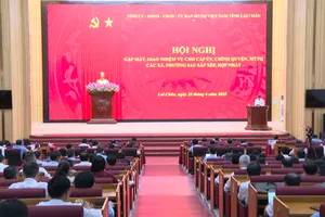 Gặp mặt, giao nhiệm vụ cho cấp ủy, chính quyền các xã, phường sau sắp xếp, hợp nhất