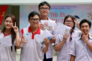 Ngày đầu tiên kỳ thi tốt nghiệp THPT 2025: Đề hay, bám sát thực tiễn cuộc sống