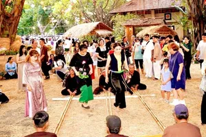 Ngành du lịch chộn rộn mở tour mới