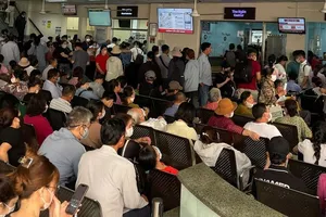 Nghịch lý khám bệnh, chữa bệnh: Trên quá tải, dưới đìu hiu