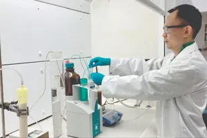 Khai thác vàng “xanh”