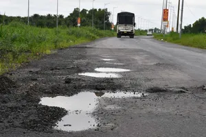 Đường Vành đai 3.100 tỷ đồng ở Tây Ninh: Thông xe chưa đầy 2 năm đã hư hỏng