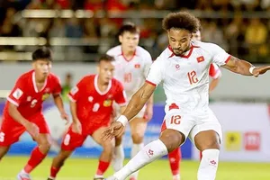 Vòng loại Asian Cup 2027: Nguyễn Xuân Son ghi bàn trong ngày trở lại