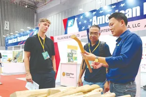 Xuất khẩu sang Hoa Kỳ: Nâng chuẩn hàng hóa để vượt rào cản thuế quan, phòng vệ thương mại