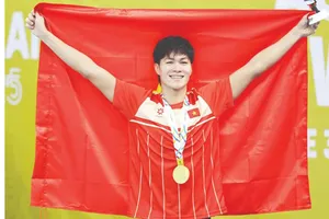 Kình ngư Trần Hưng Nguyên vô địch SEA Games lần thứ 4 liên tiếp