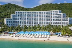 Từ nghỉ dưỡng đến “đảo hội” 24/7: Vì sao Hòn Tre luôn hút khách quanh năm?