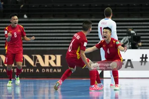 Châu Đoàn Phát vỡ òa cảm xúc sau bàn thắng vào lưới CH Czech. Ảnh: GETTY