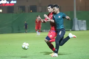 Myanmar chỉ có một trận đấu tập trong thời gian tập huấn tại UAE. Ảnh: MFF