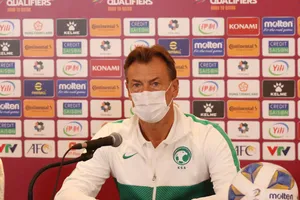 HLV Herve Renard đánh giá rất cao đội tuyển Việt Nam. Ảnh: NHẬT ĐOÀN