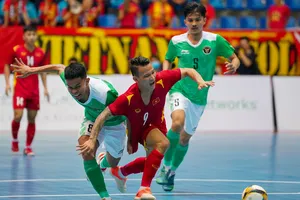 Đội tuyển nam futsal Việt Nam bị Indonesia cầm hòa 1-1 ở ngày ra quân SEA Games 31. ẢNH: DŨNG PHƯƠNG