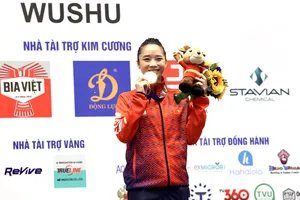 Dương Thuý Vi giành HCV nội dung đao thuật SEA Games 31. ẢNH: DŨNG PHƯƠNG