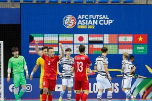 Đội tuyển futsal Việt Nam chỉ cần hòa Nhật Bản sẽ đi tiếp với ngôi đầu bảng. ẢNH: VFF