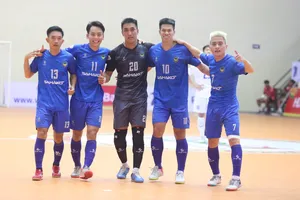 Niềm vui của các cầu thủ Sahako. ẢNH: ANH TRẦN