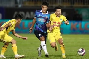 T.Bình Định tiếp HA.GL ở vòng 13, vòng đấu cuối cùng ở giai đoạn I V-League 2023. ẢNH: MINH DŨNG 