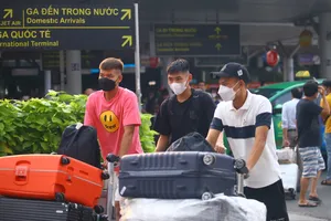 Các tuyển thủ U22 Việt Nam di chuyển từ sân bay Tân Sơn Nhất (TPHCM) về Bà Rịa - Vũng Tàu.