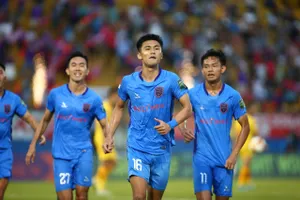 Tiền đạo Việt Cường tỏa sáng ở trận đấu với Thanh Hóa khi B.Bình Dương trên sân không có Rimario và Tiến Linh. ẢNH: DŨNG PHƯƠNG 