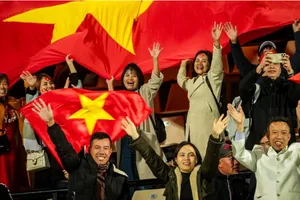 CĐV Việt Nam ghi điểm ở New Zealand. 