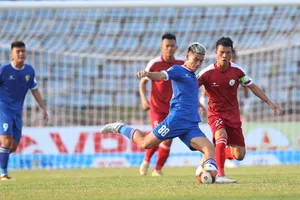 Quảng Nam không gặp nhiều khó khăn để đánh bại đội chủ nhà Bình Thuận. 